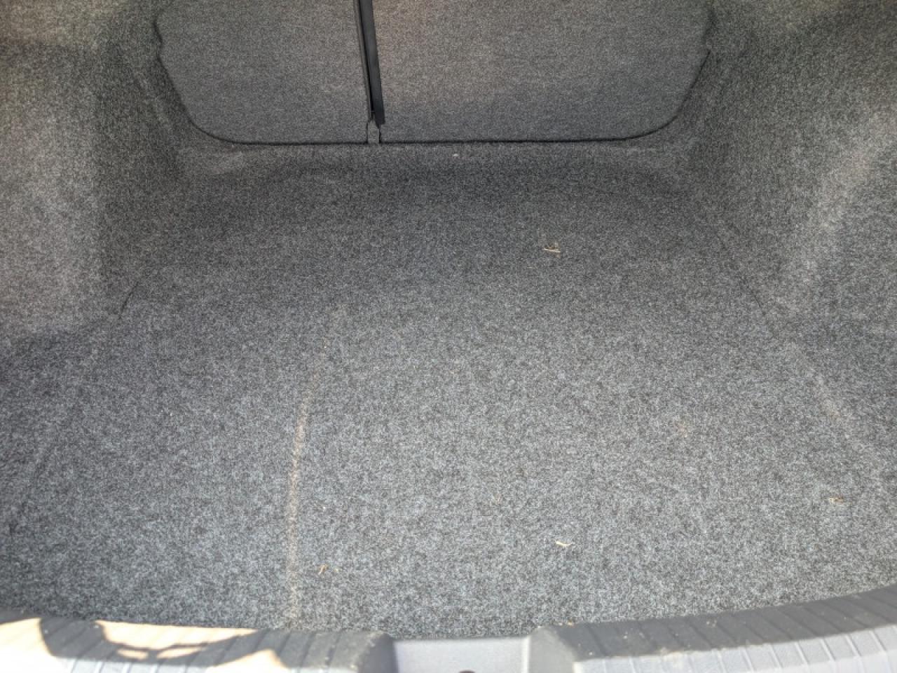 2019 Volkswagen Jetta Execline  **SUNROOF - COOLED SEATS** Photo