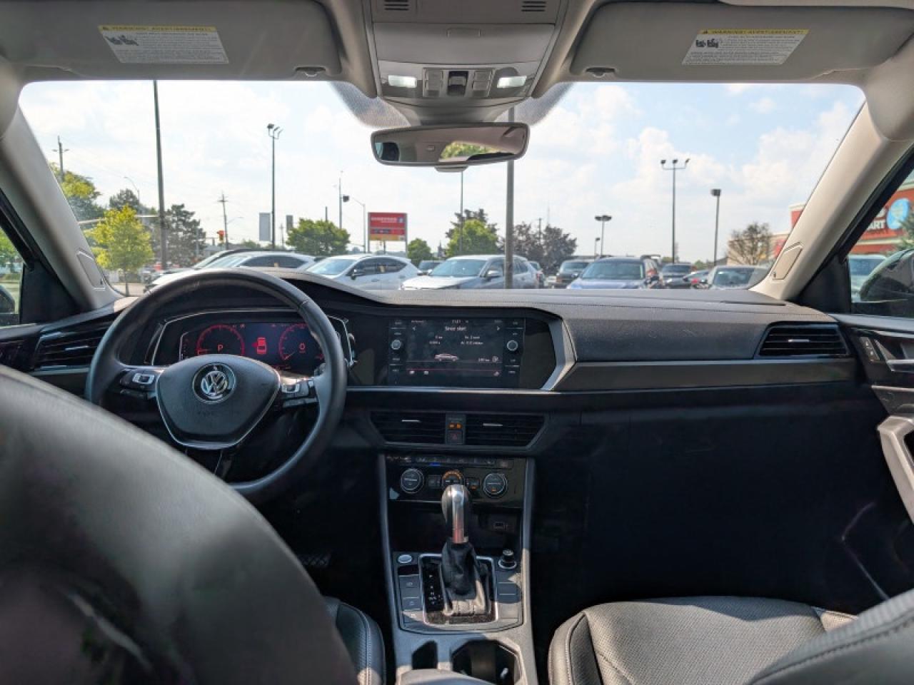 2019 Volkswagen Jetta Execline  **SUNROOF - COOLED SEATS** Photo
