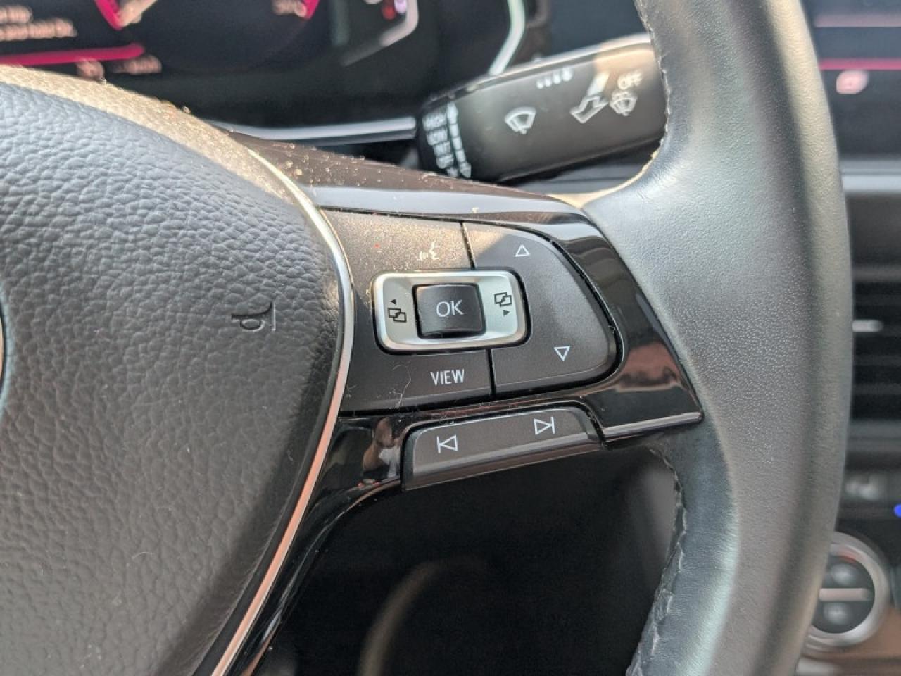 2019 Volkswagen Jetta Execline  **SUNROOF - COOLED SEATS** Photo