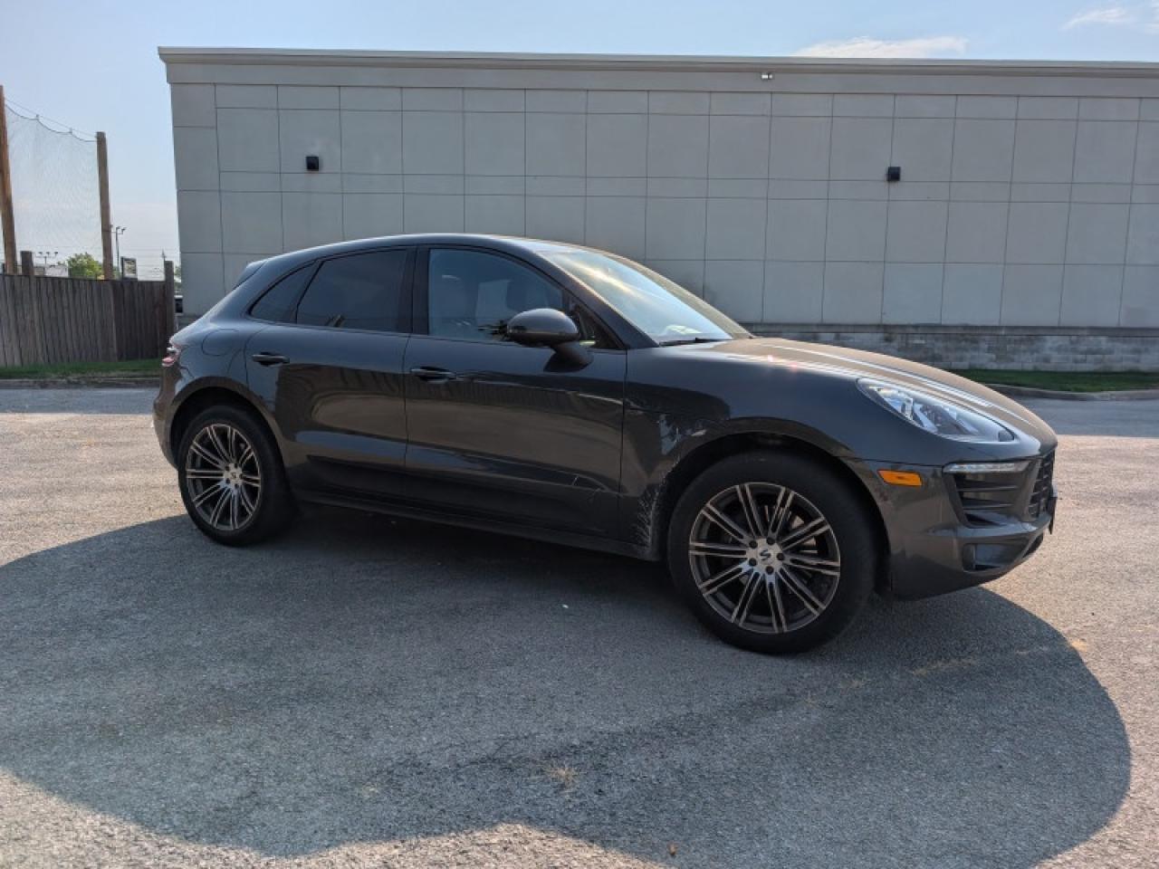 2017 Porsche Macan Premium Package Plus  **VERY CLEAN** Photo