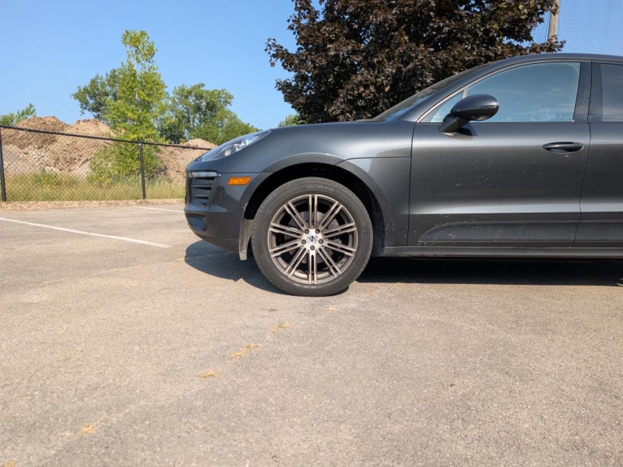 2017 Porsche Macan Premium Package Plus  **VERY CLEAN** Photo