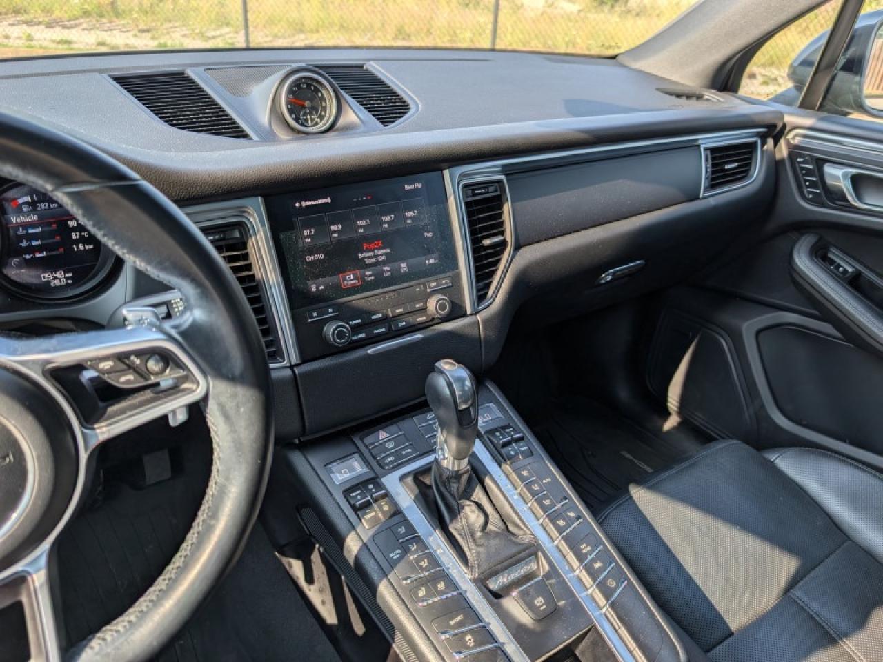 2017 Porsche Macan Premium Package Plus  **VERY CLEAN** Photo