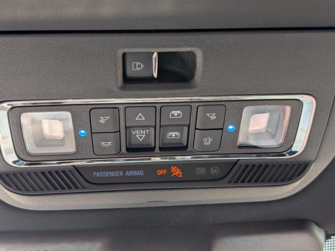 2022 Ford F-150 Lariat  **PANO ROOF - POWER RUNNING BOARDS** Photo