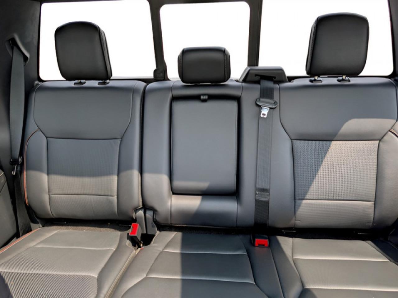 2022 Ford F-150 Lariat  **PANO ROOF - POWER RUNNING BOARDS** Photo