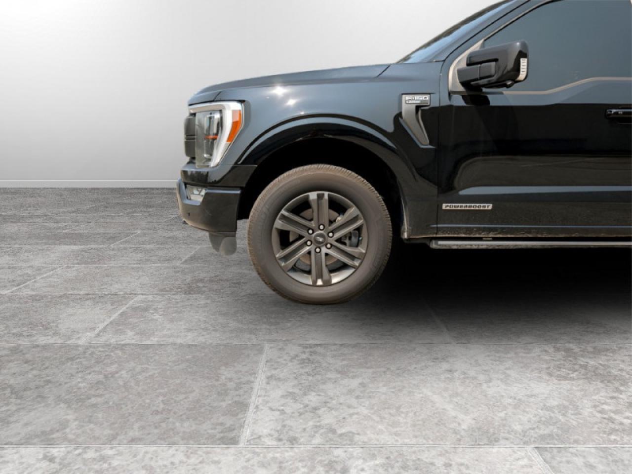 2022 Ford F-150 Lariat  **PANO ROOF - POWER RUNNING BOARDS** Photo