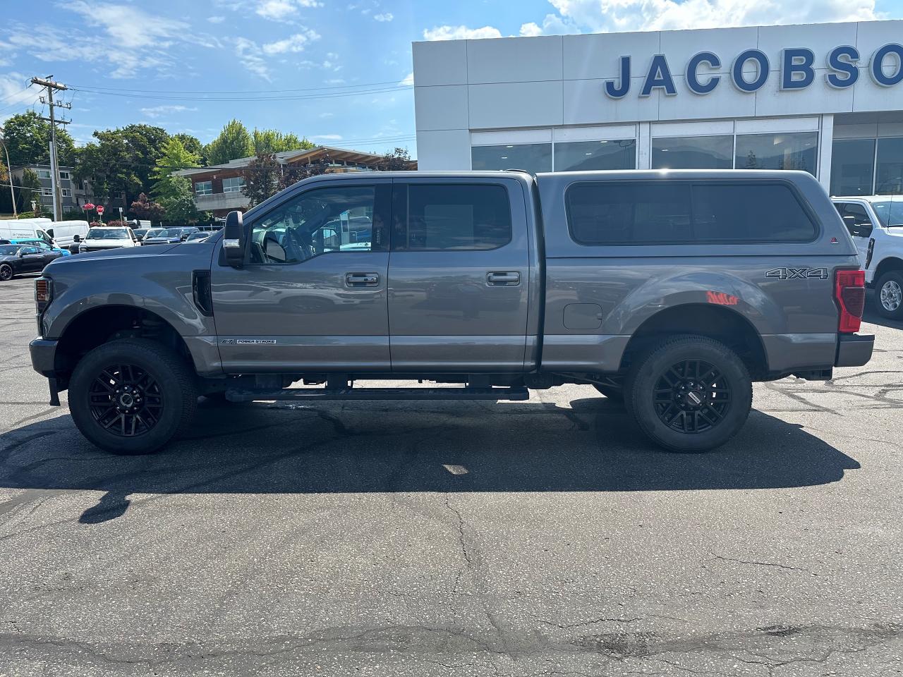 2022 Ford F-350 Super Duty SRW Lariat Photo5