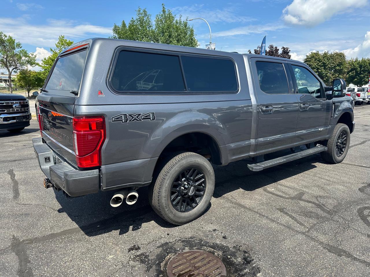 2022 Ford F-350 Super Duty SRW Lariat Photo5