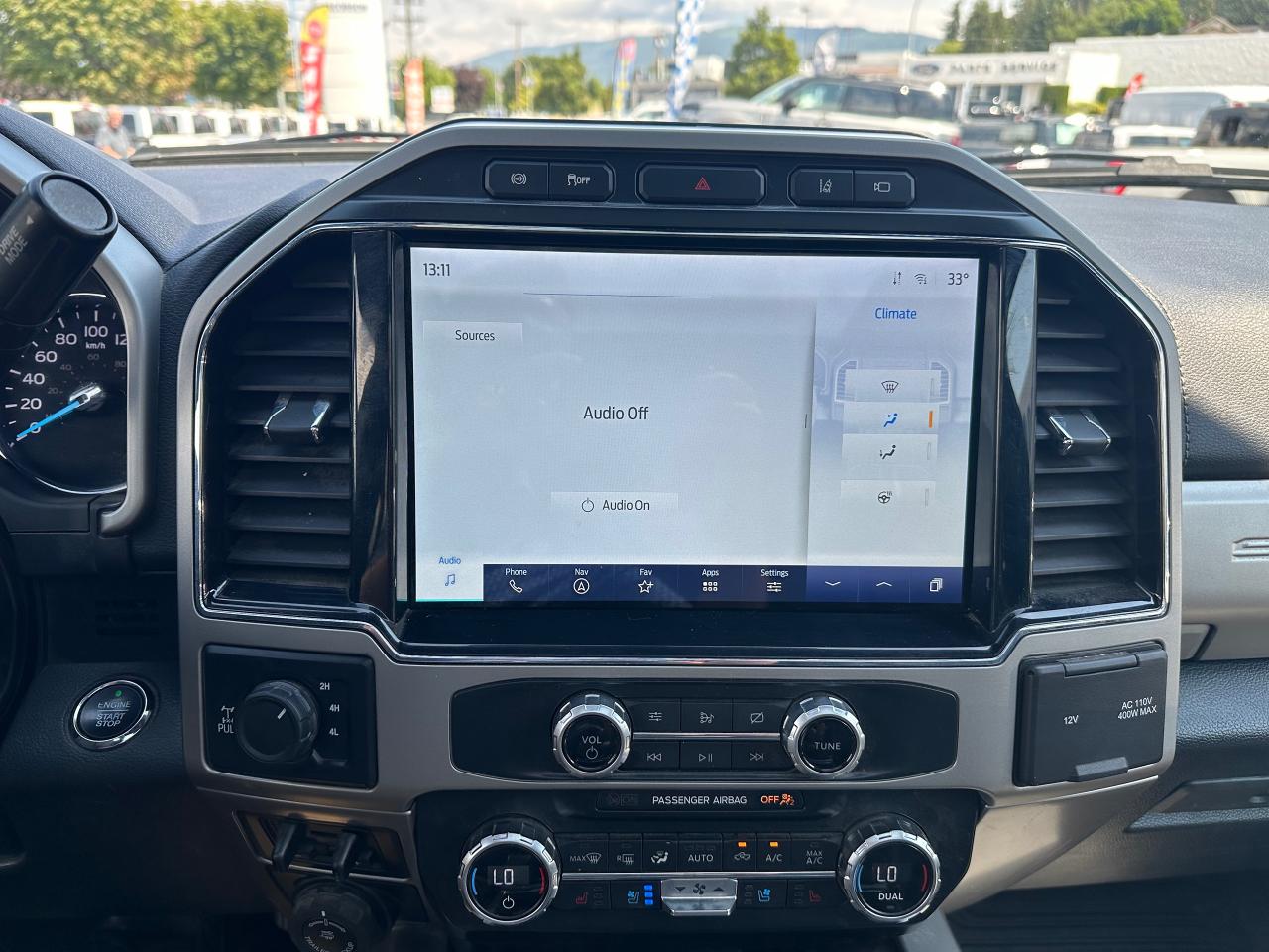 2022 Ford F-350 Super Duty SRW Lariat Photo5