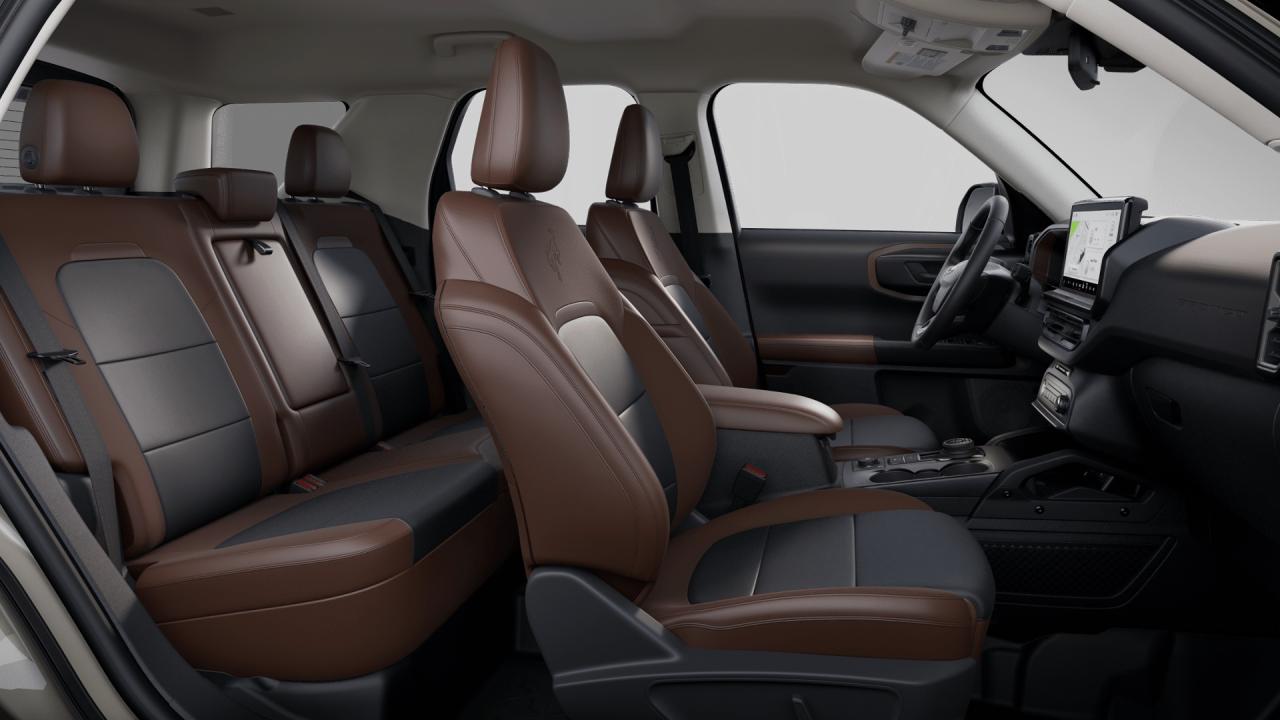 2025 Ford Bronco Sport Outer Banks Photo5