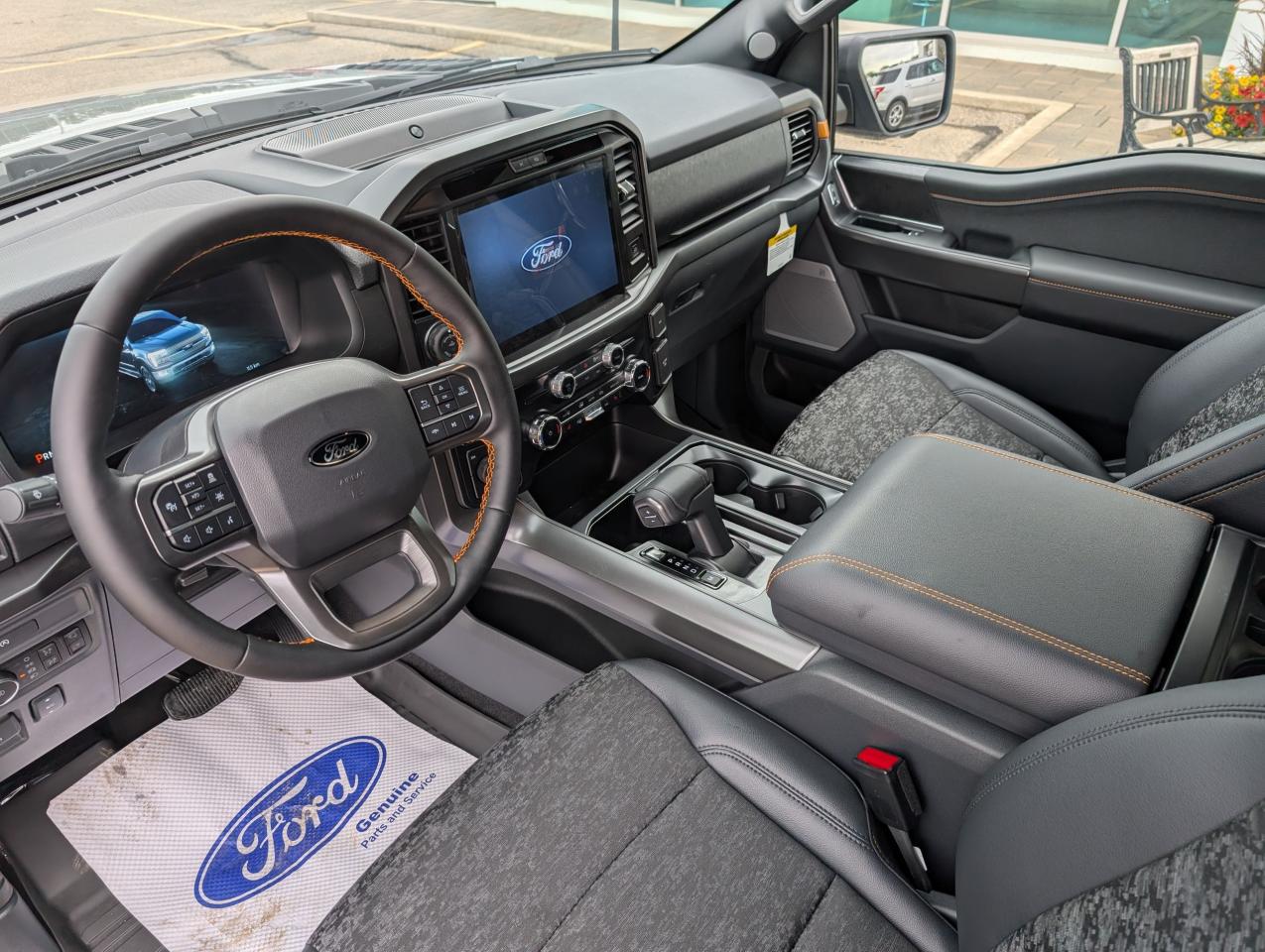 2025 Ford F-150 Tremor Photo5