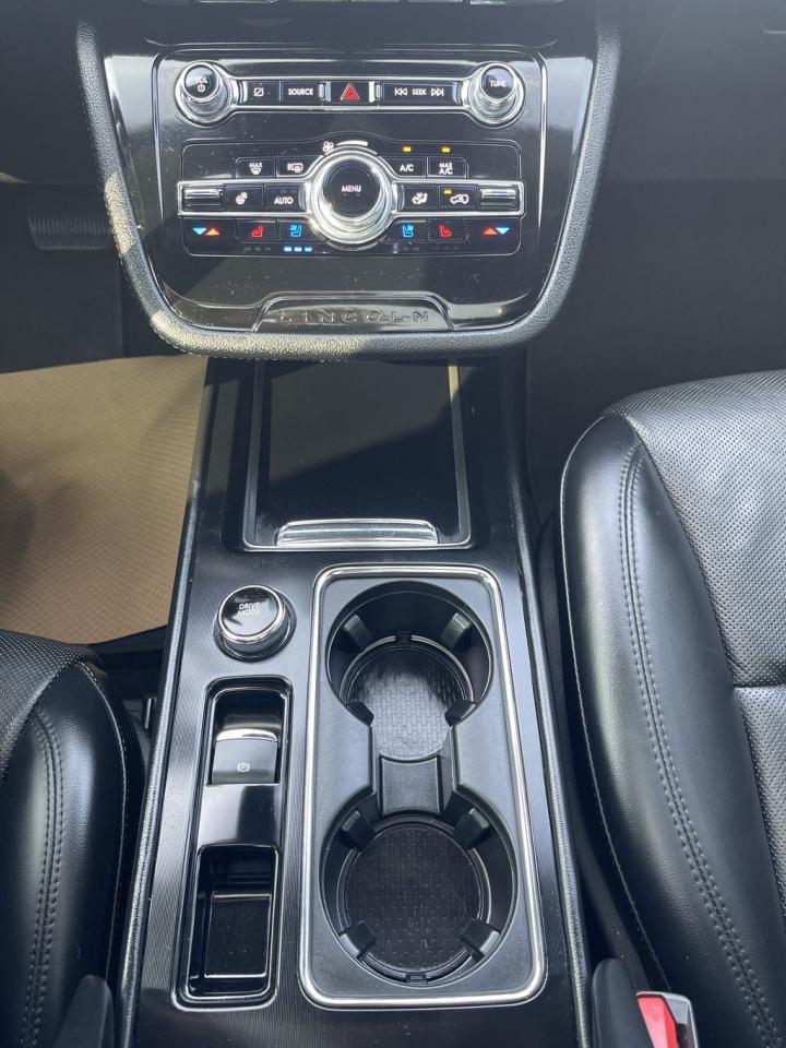 2021 Lincoln Corsair Grand Touring Photo5