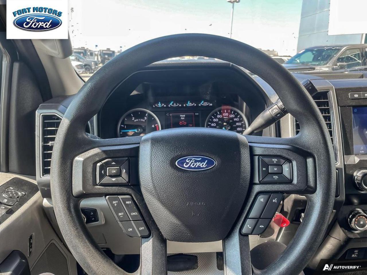 2020 Ford F-350 XLT Photo5