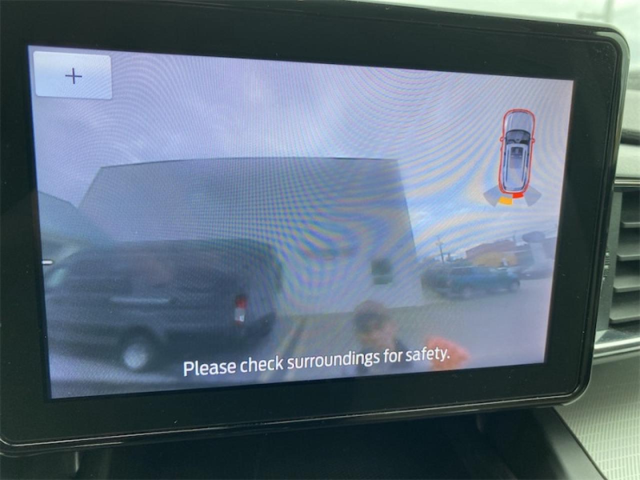 2020 Ford Explorer XLT Photo5