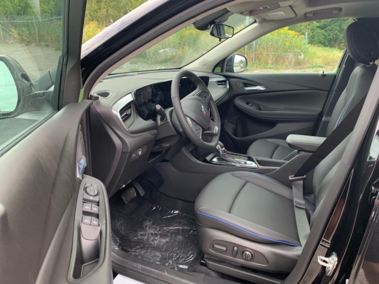 2026 Buick Encore GX Sport Touring Photo