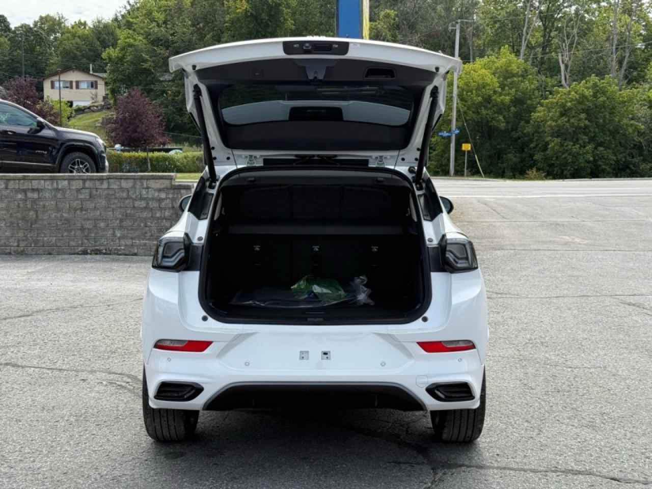 2026 Buick Encore GX Avenir  - Leather Seats - Sunroof Photo4