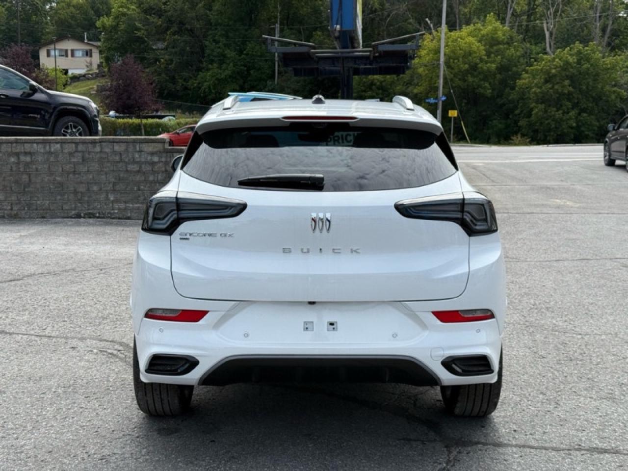 2026 Buick Encore GX Avenir  - Leather Seats - Sunroof Photo3