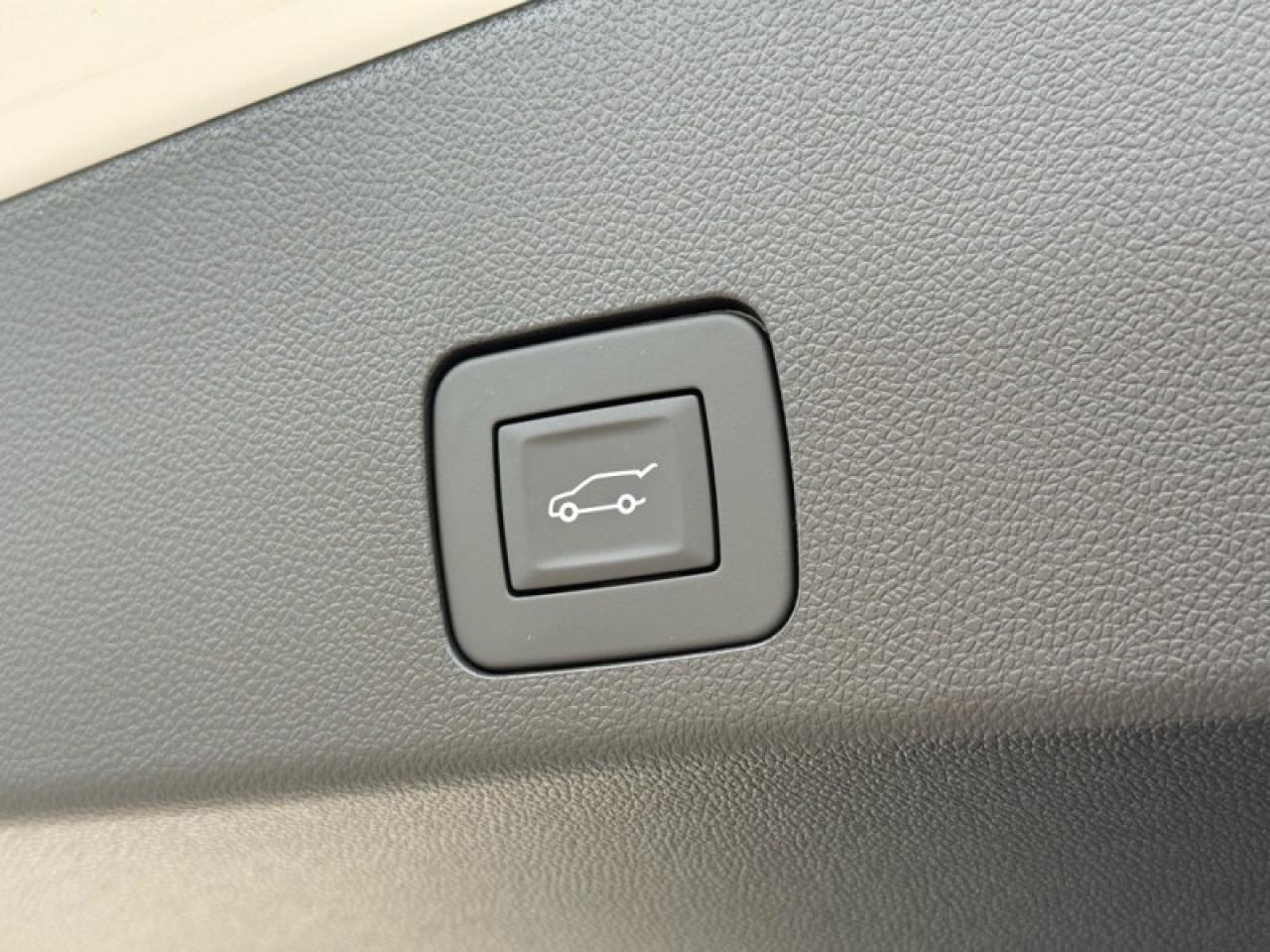 2026 Buick Encore GX Avenir  - Low Mileage Photo