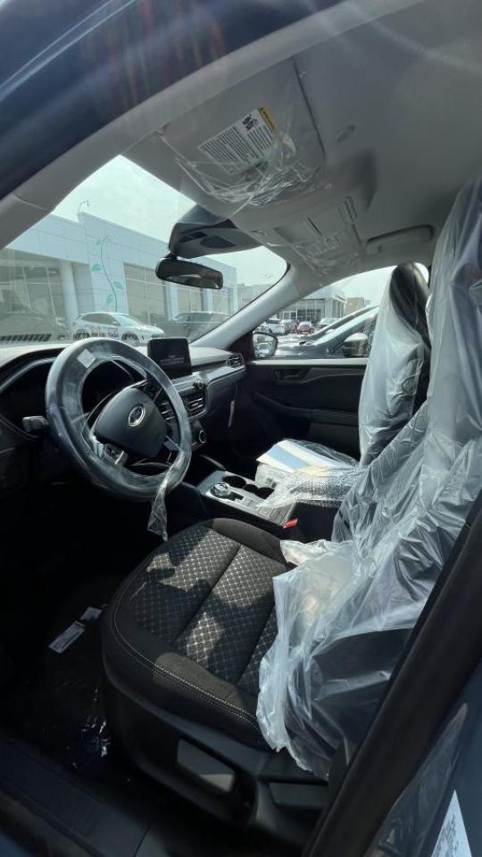 2025 Ford Escape Active Photo