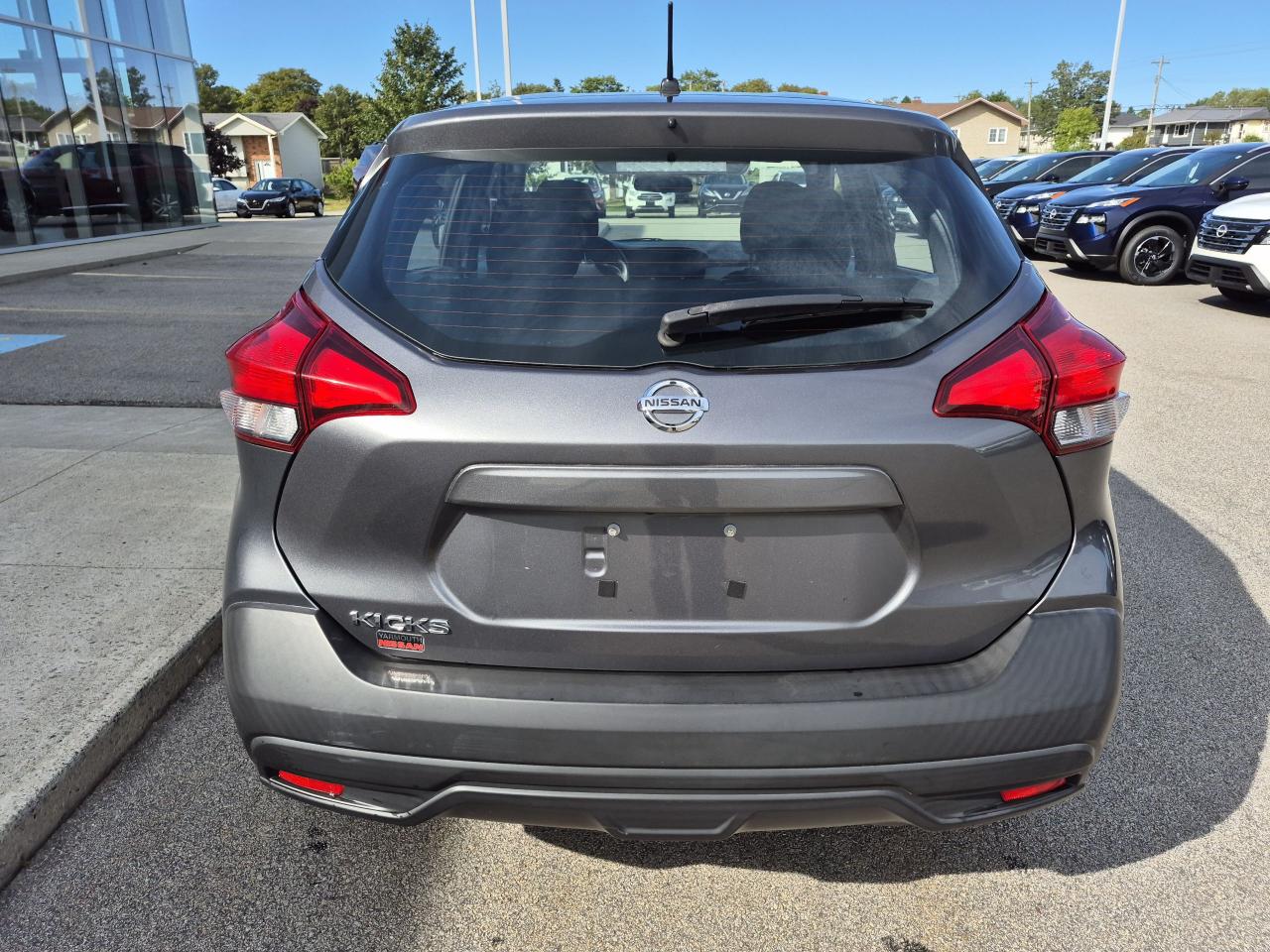 2019 Nissan Kicks S Photo19