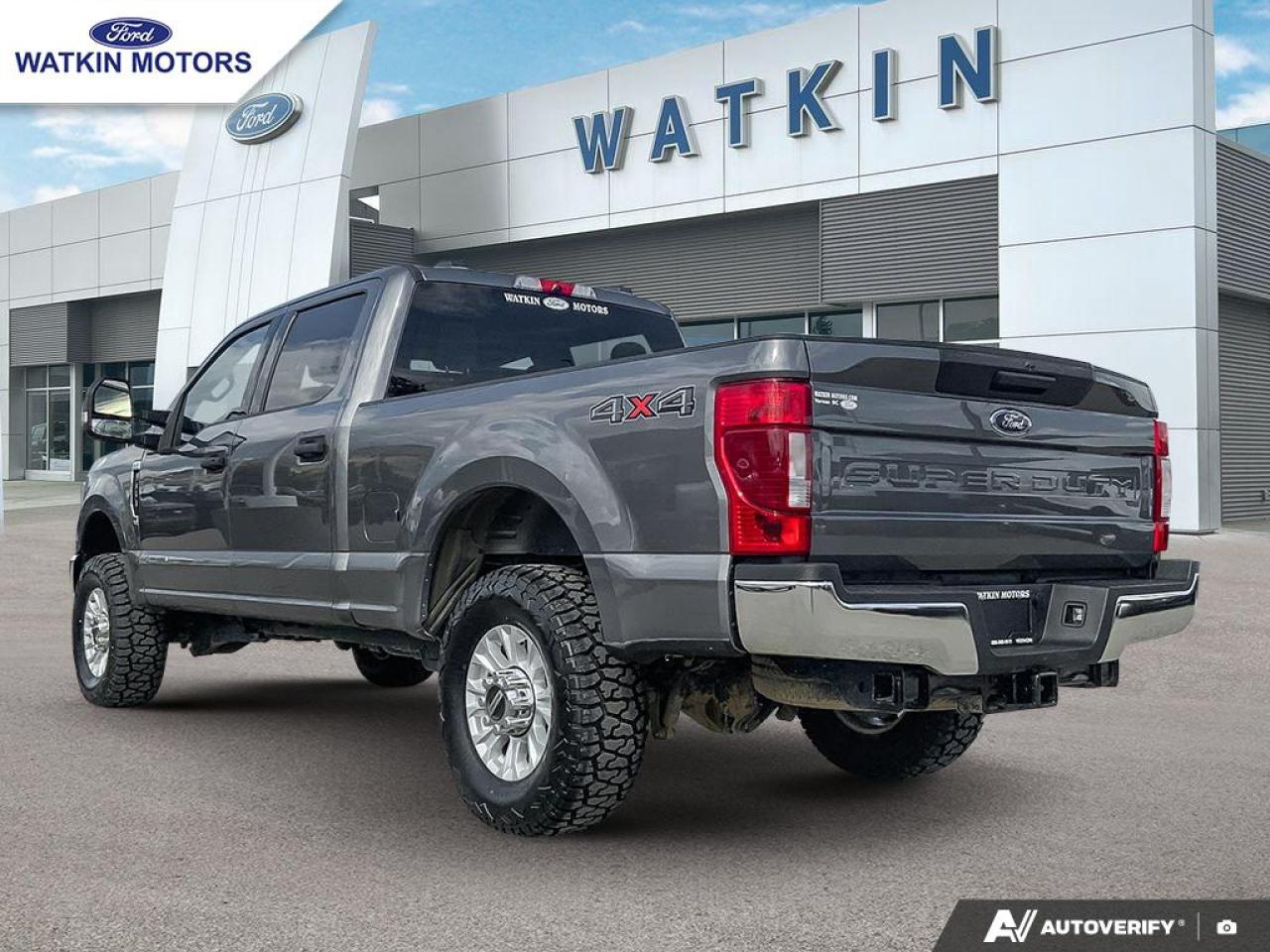 2022 Ford F-350 Super Duty 4X4 XLT 160"WB 6.7 DIESEL Photo2