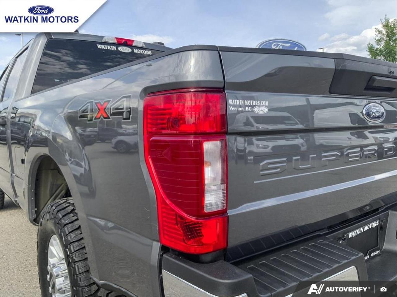 2022 Ford F-350 Super Duty 4X4 XLT 160"WB 6.7 DIESEL Photo13