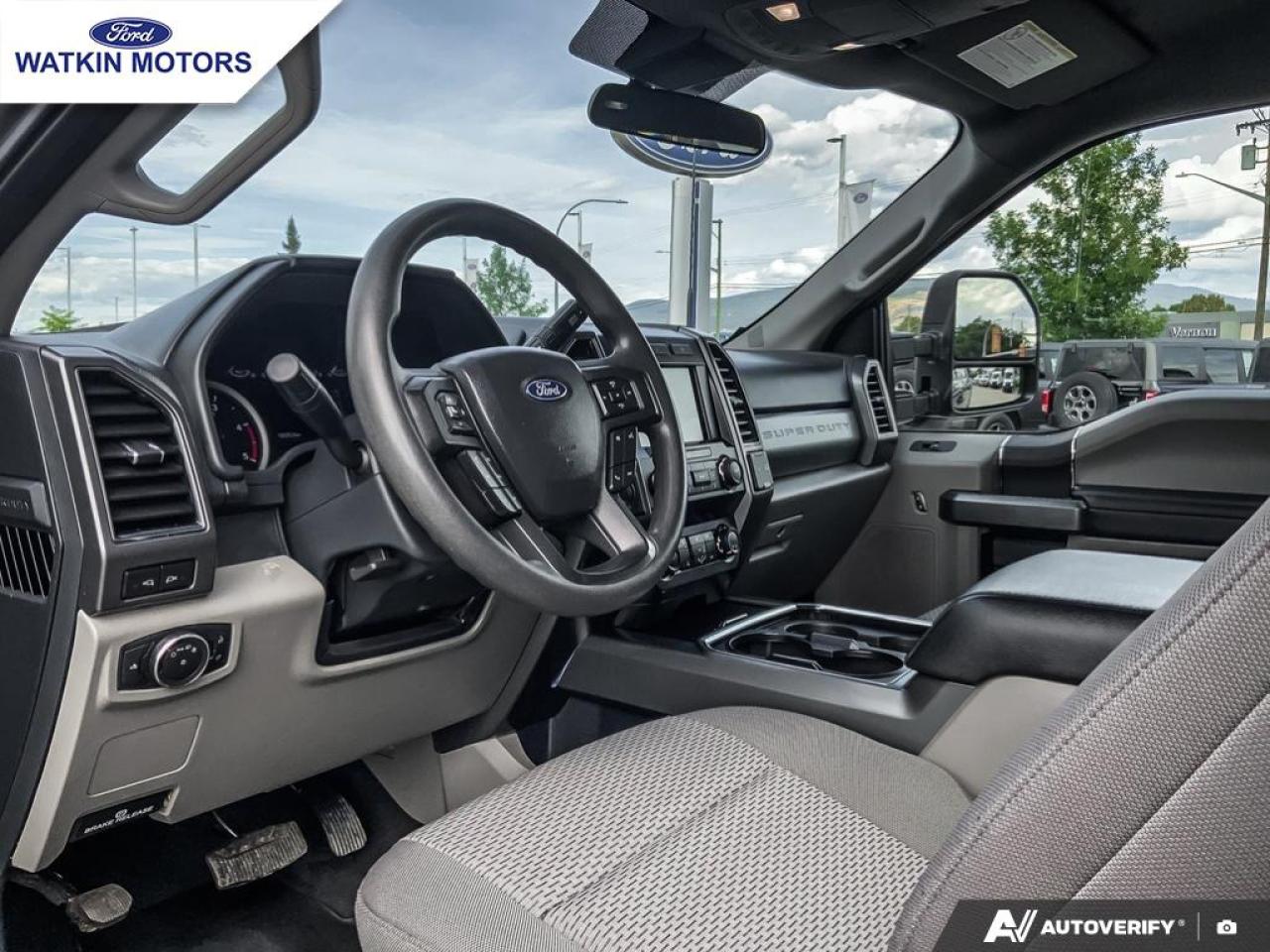 2022 Ford F-350 Super Duty 4X4 XLT 160"WB 6.7 DIESEL Photo15