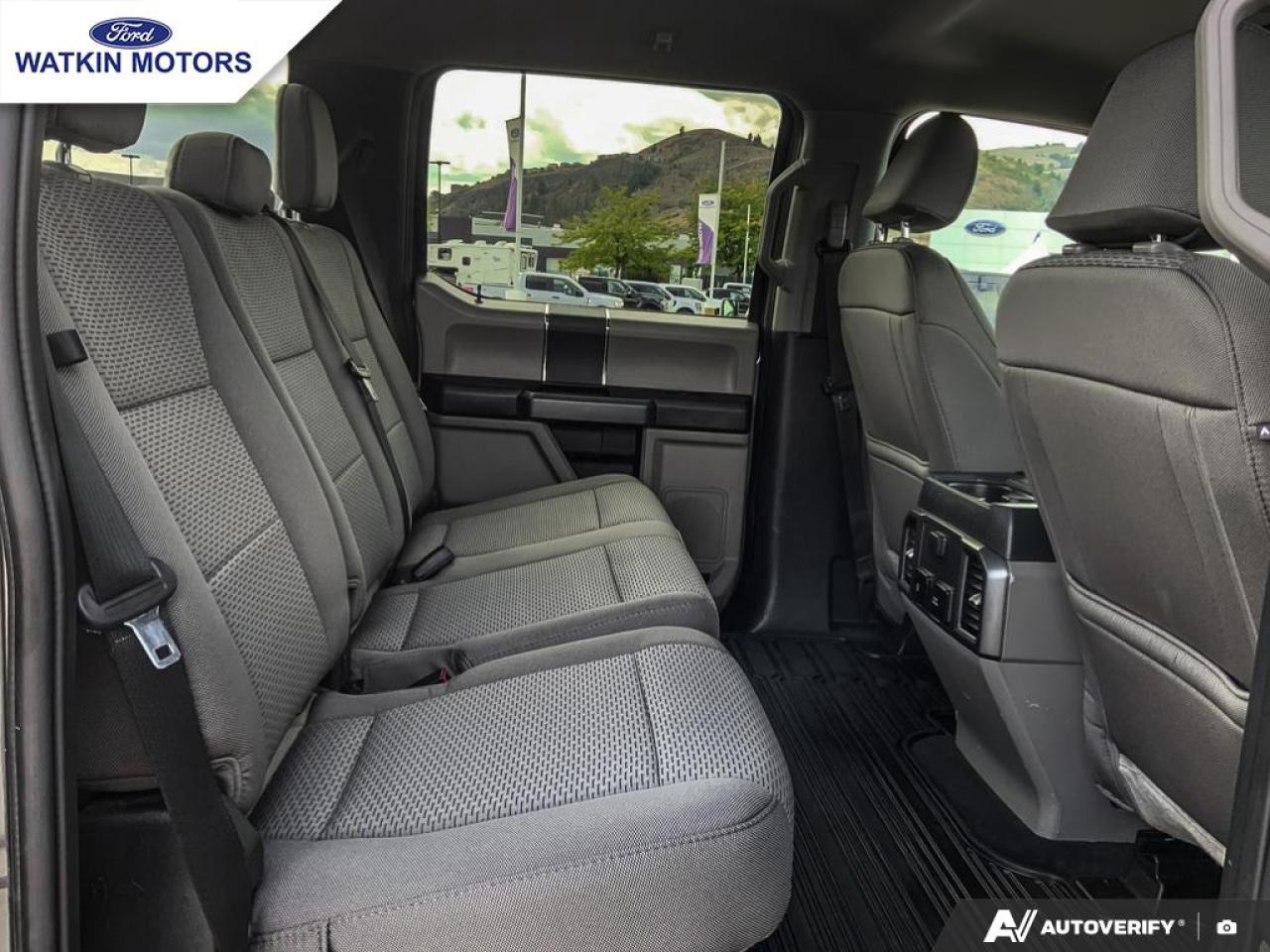 2022 Ford F-350 Super Duty 4X4 XLT 160"WB 6.7 DIESEL Photo25