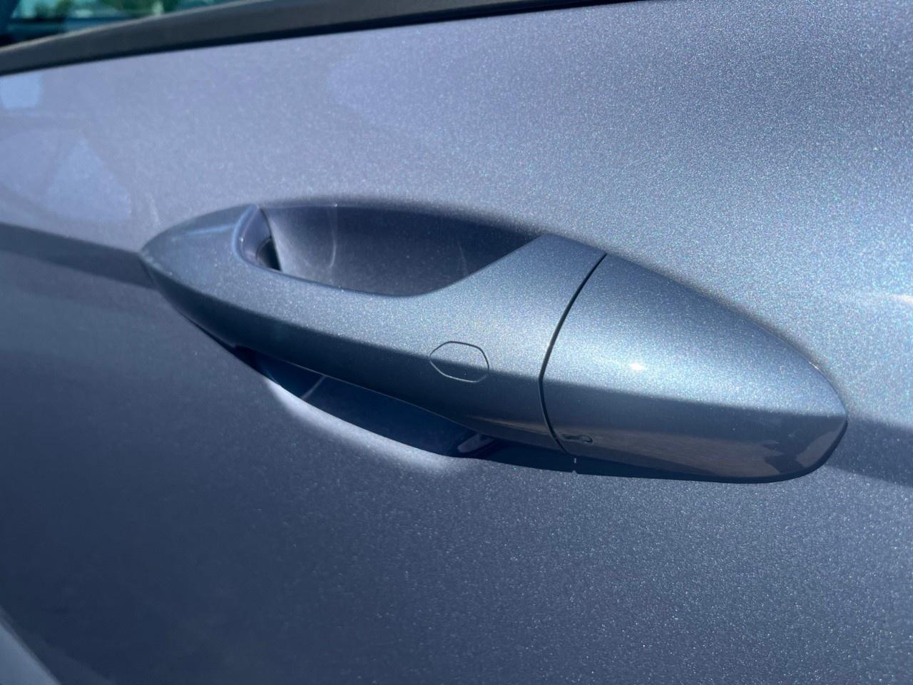 2026 Hyundai KONA 1.6T N Line AWD w/Two-Tone Roof Photo