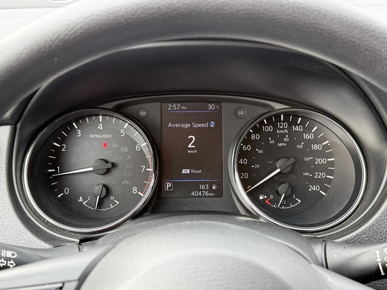 2023 Nissan Qashqai FORMER DAILY RENTAL, CLEAN CARFAX, 2.0L 4CYL ENGINE, HEATED FRONT SEATS, REAR VISION CAMERA, 17" ALLOY WHEELS Photo