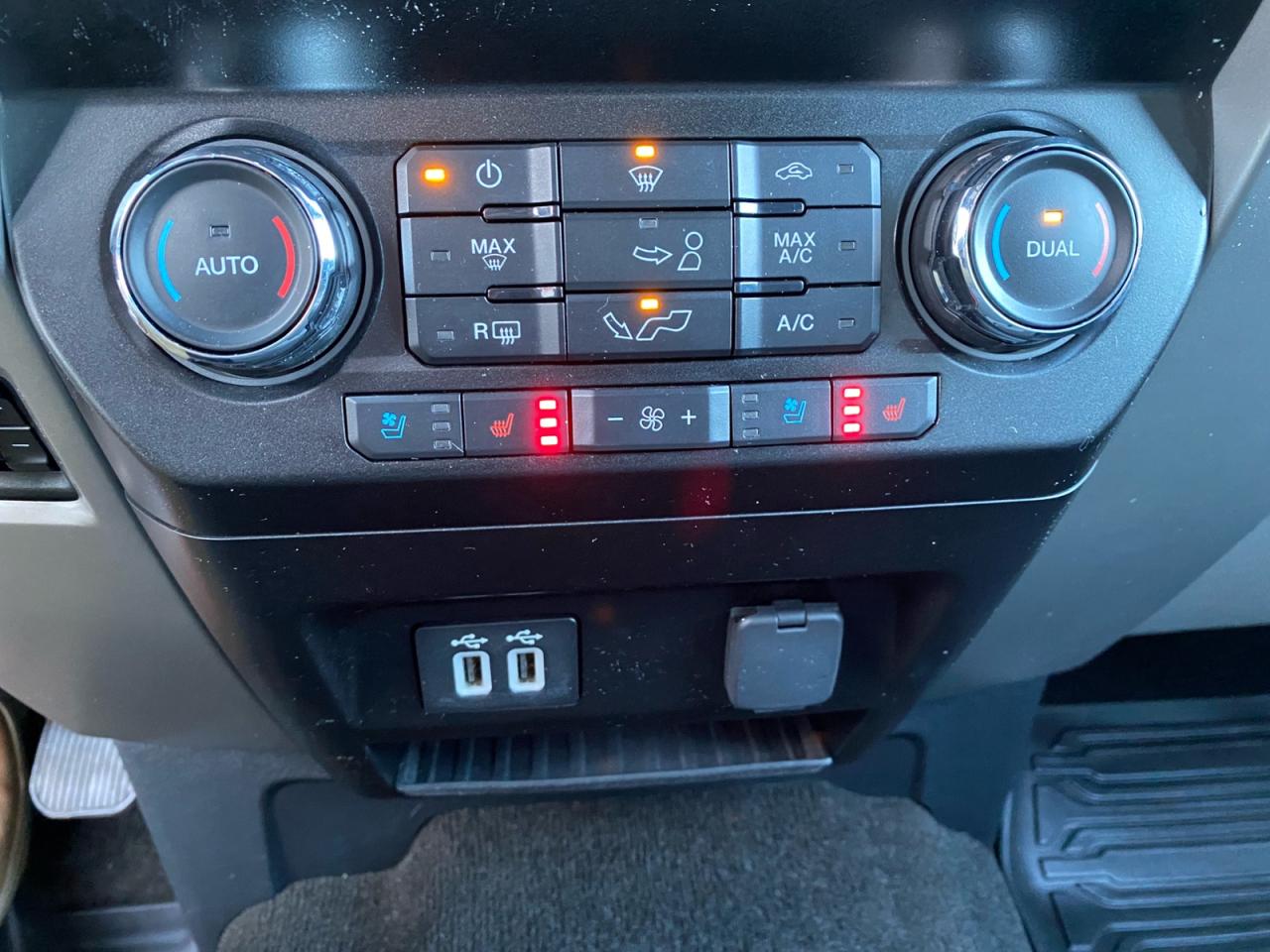 2020 Ford F-150 Lariat | SuperCrew | 4X4 Photo