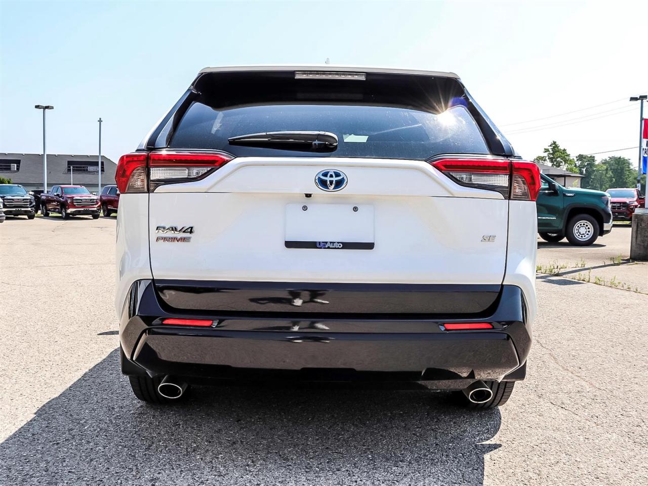 2021 Toyota RAV4 Prime SE Photo3