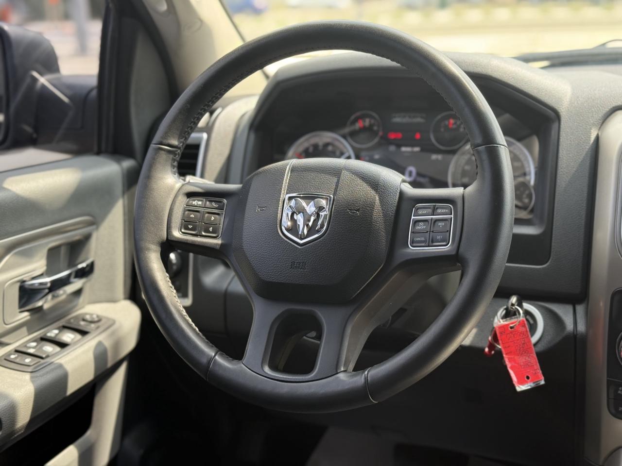 2018 RAM 1500 SLT | BACK UP CAMERA | - Photo #19