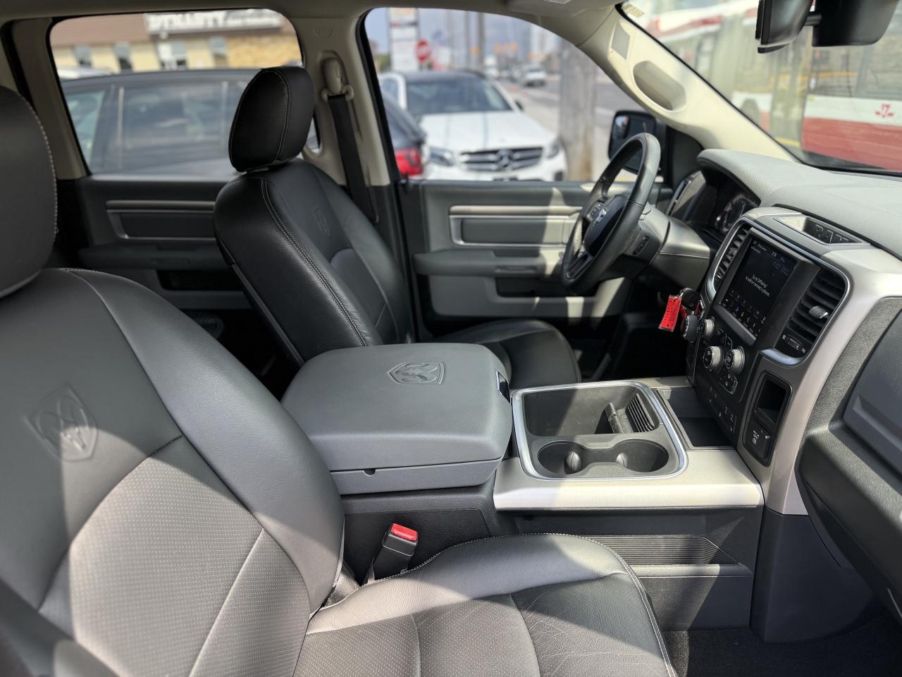 2018 RAM 1500 SLT | BACK UP CAMERA | - Photo #29
