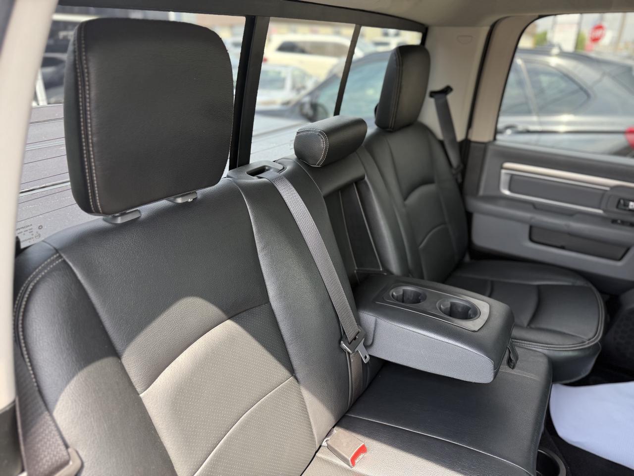 2018 RAM 1500 SLT | BACK UP CAMERA | - Photo #34