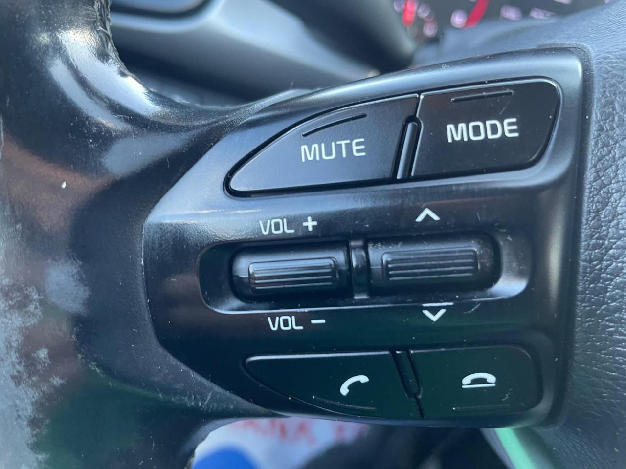 2020 Kia Rio AUTO SAFETY  NO ACCIDENT B-TOOTH CAMERA NEW BRAKES - Photo #17