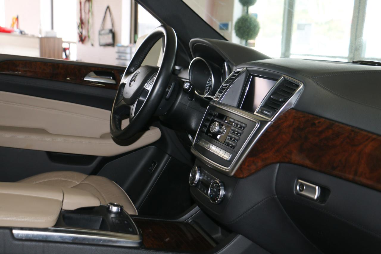 2014 Mercedes-Benz M-Class ML550 4MATIC - AMG|PANO|NAVI|360CAM|BLINDSPOT - Photo #10