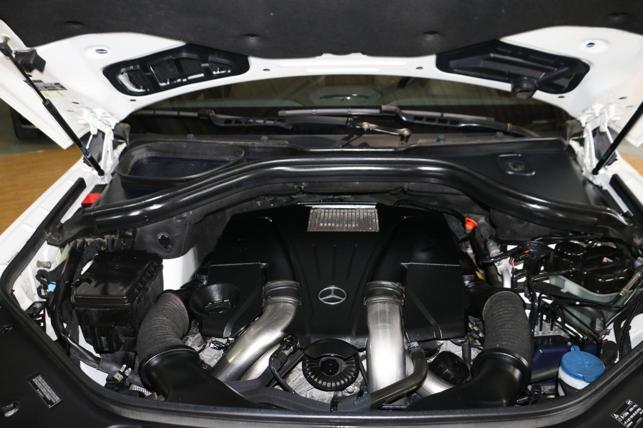 2014 Mercedes-Benz M-Class ML550 4MATIC - AMG|PANO|NAVI|360CAM|BLINDSPOT - Photo #32