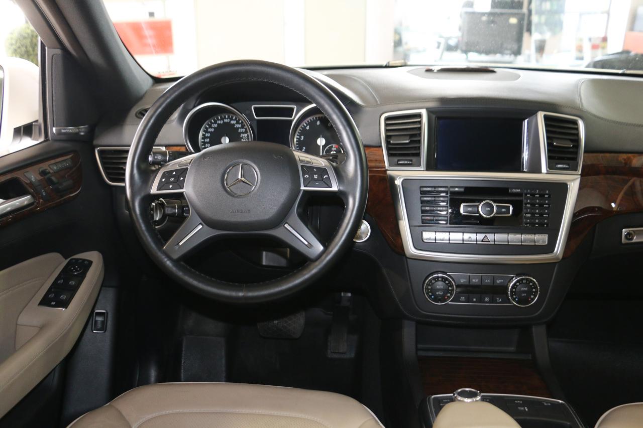 2014 Mercedes-Benz M-Class ML550 4MATIC - AMG|PANO|NAVI|360CAM|BLINDSPOT - Photo #16