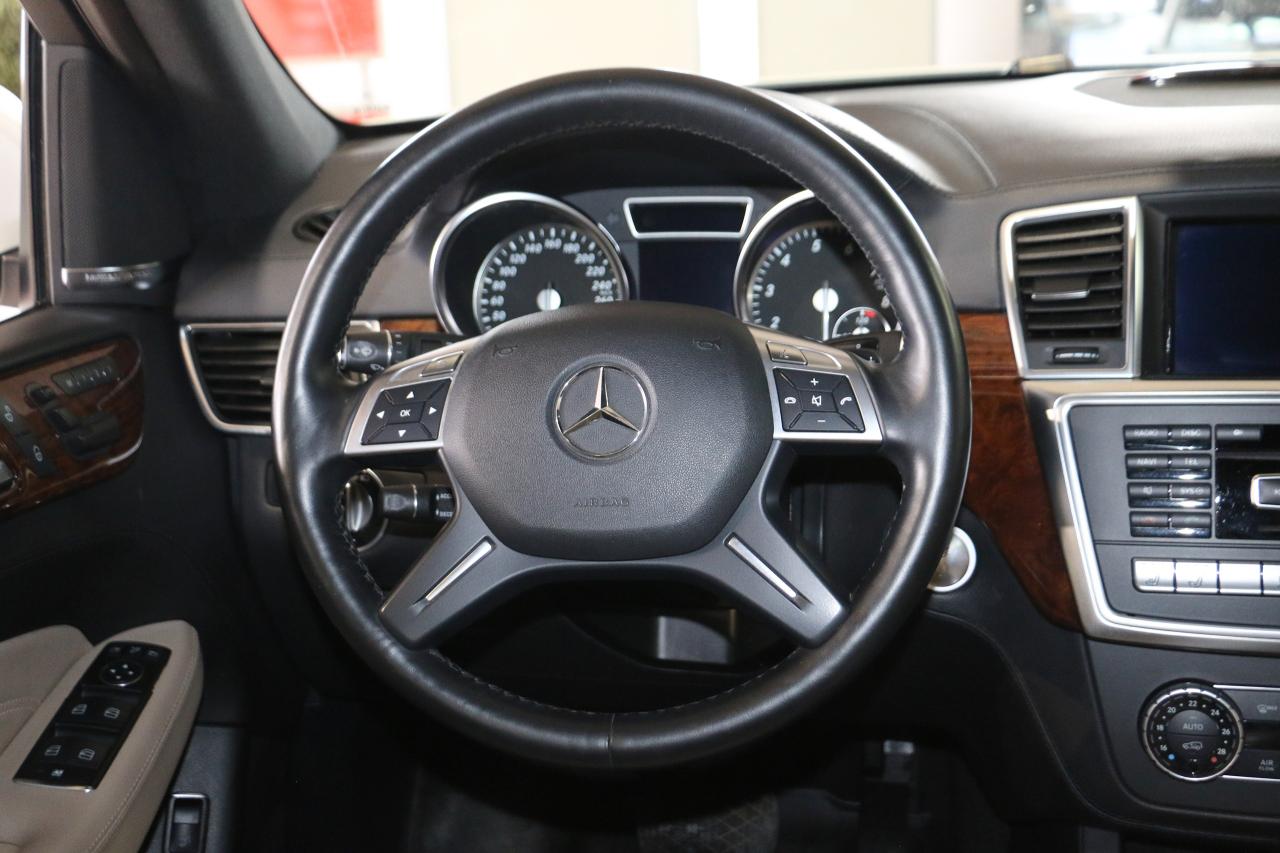 2014 Mercedes-Benz M-Class ML550 4MATIC - AMG|PANO|NAVI|360CAM|BLINDSPOT - Photo #17
