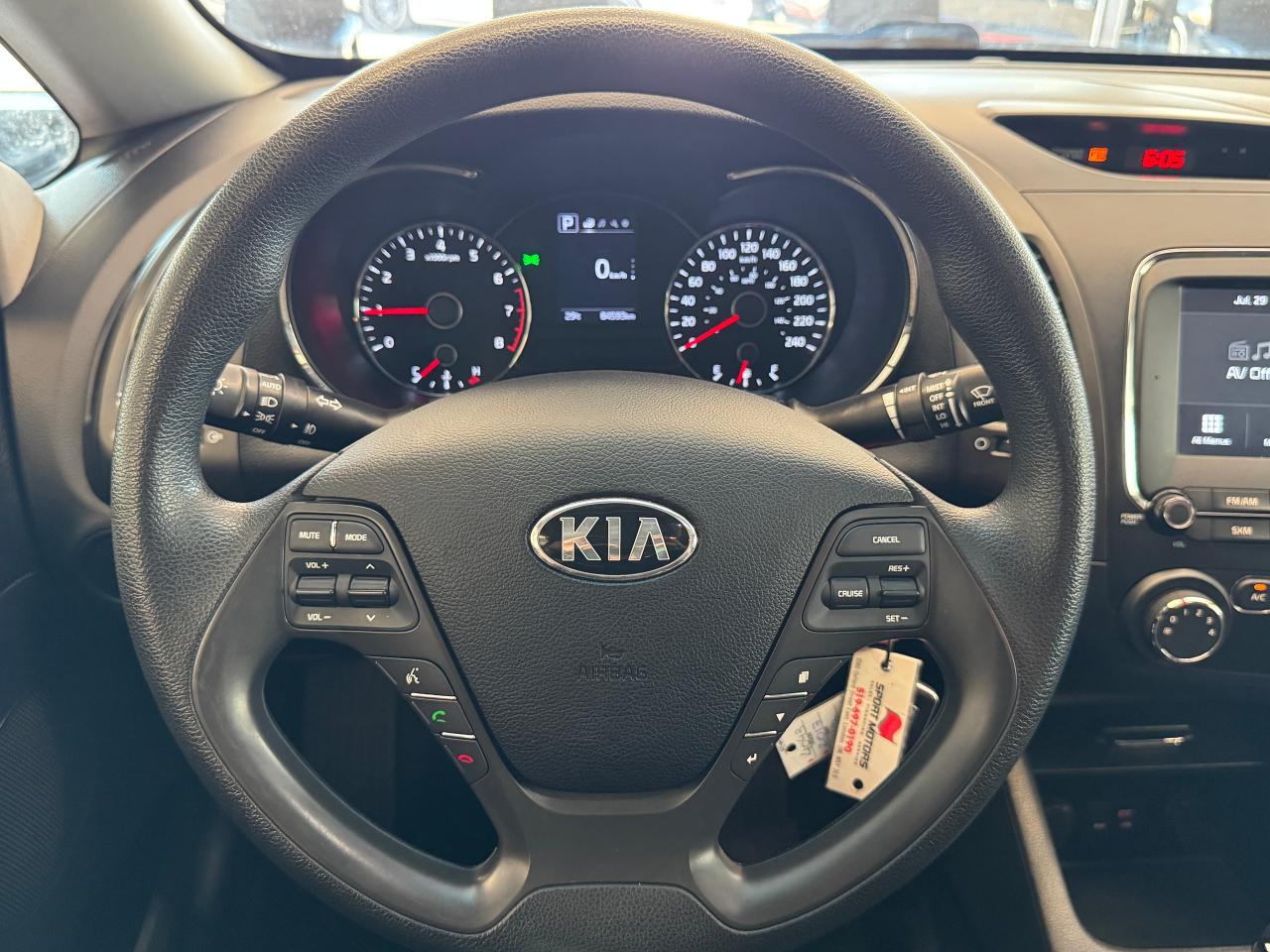 2017 Kia Forte LX+New Tires+ApplePlay+Remote Start+CLEAN CARFAX - Photo #11
