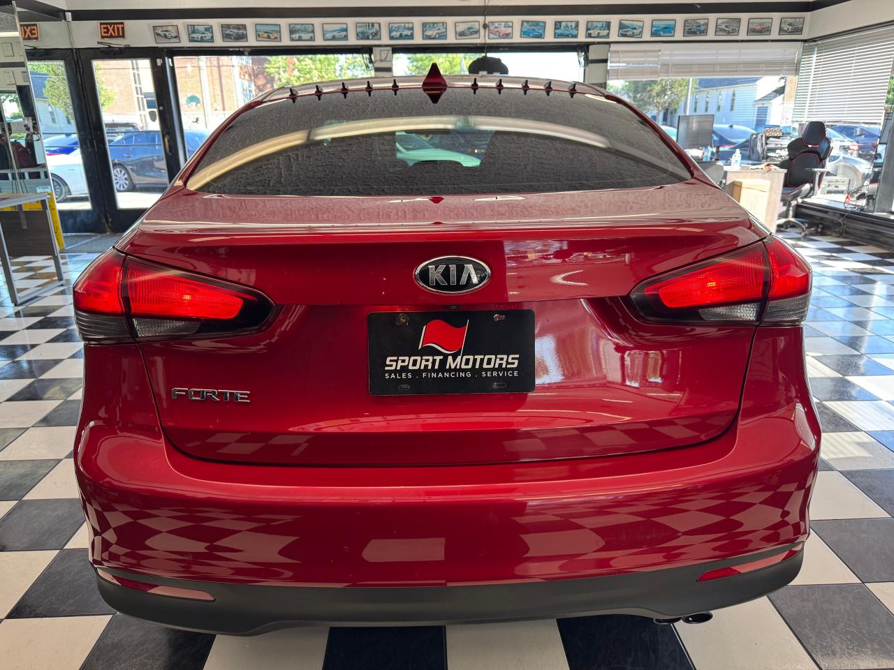 2017 Kia Forte LX+New Tires+ApplePlay+Remote Start+CLEAN CARFAX - Photo #6
