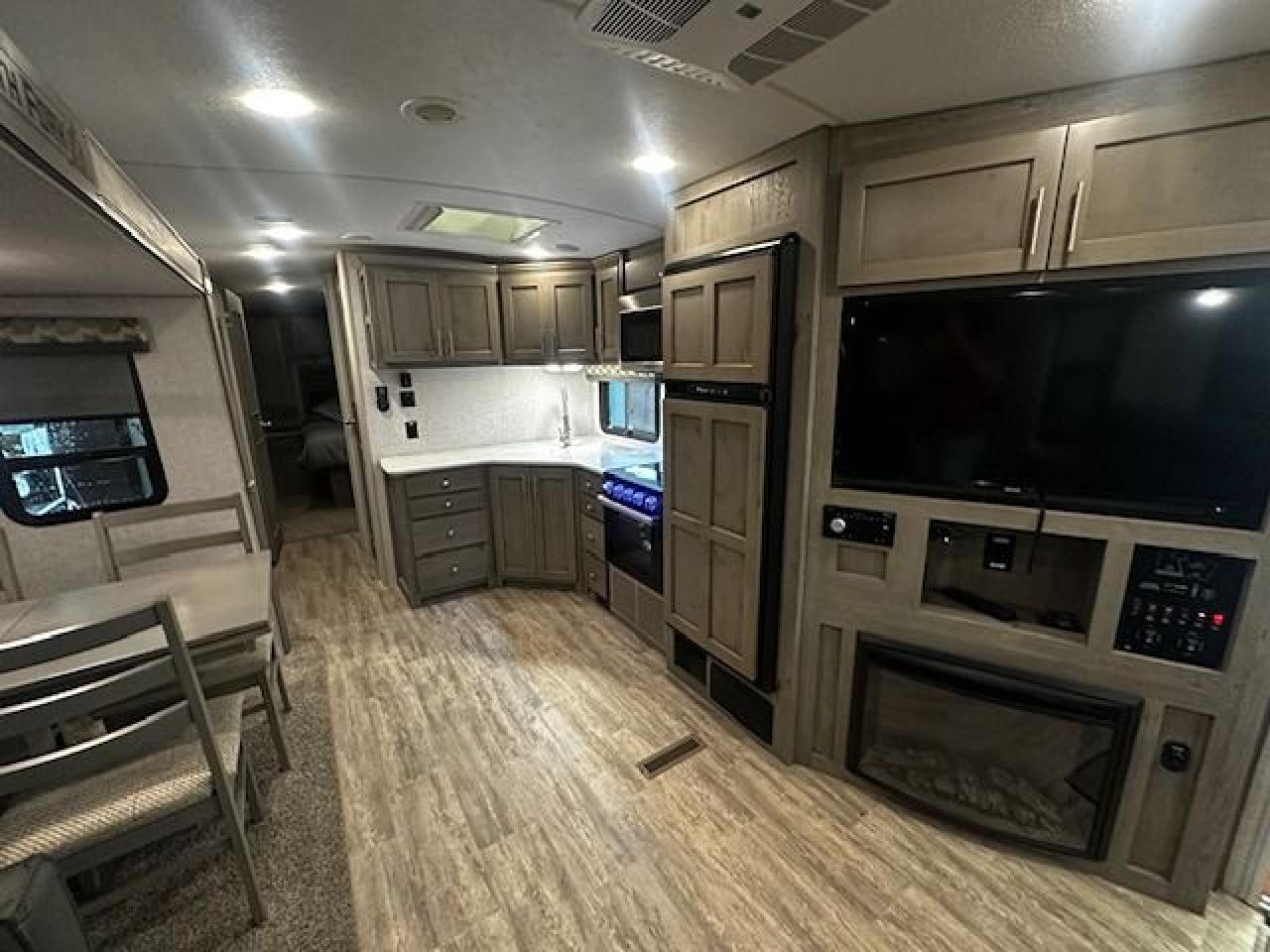 2024 Arctic Fox North Fork 32A 