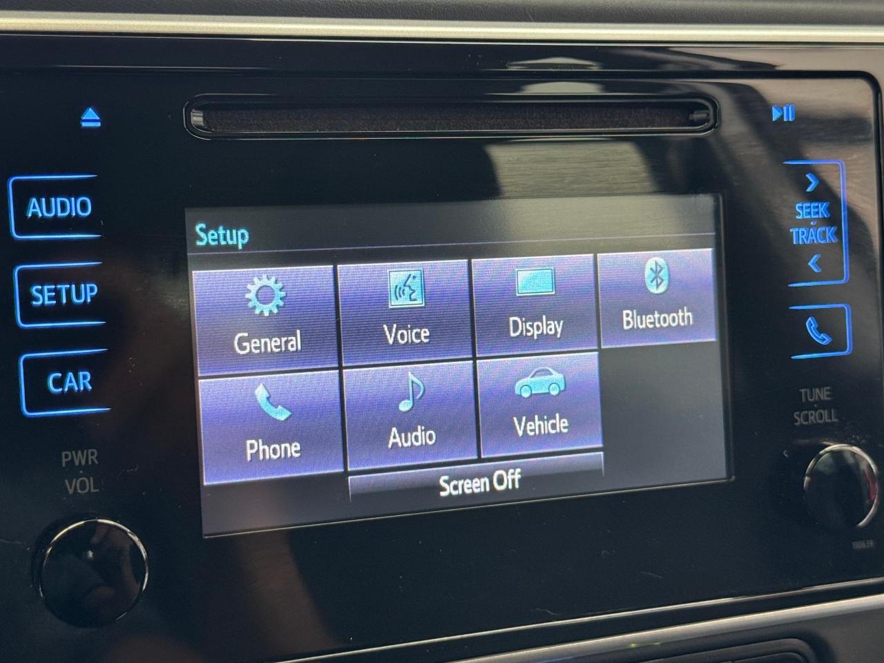 2019 Toyota Corolla LE+Adaptive Cruise+LOW KMS! CLEAN CARFAX! - Photo #28
