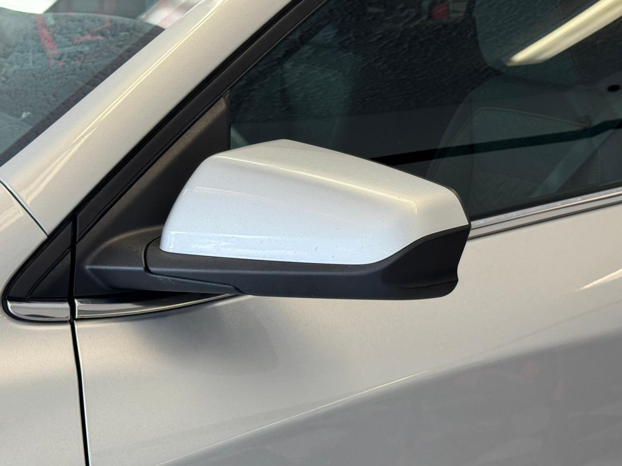 2022 Chevrolet Equinox AWD LT+New Tires+ApplePlay+CLEAN CARFAX - Photo #53