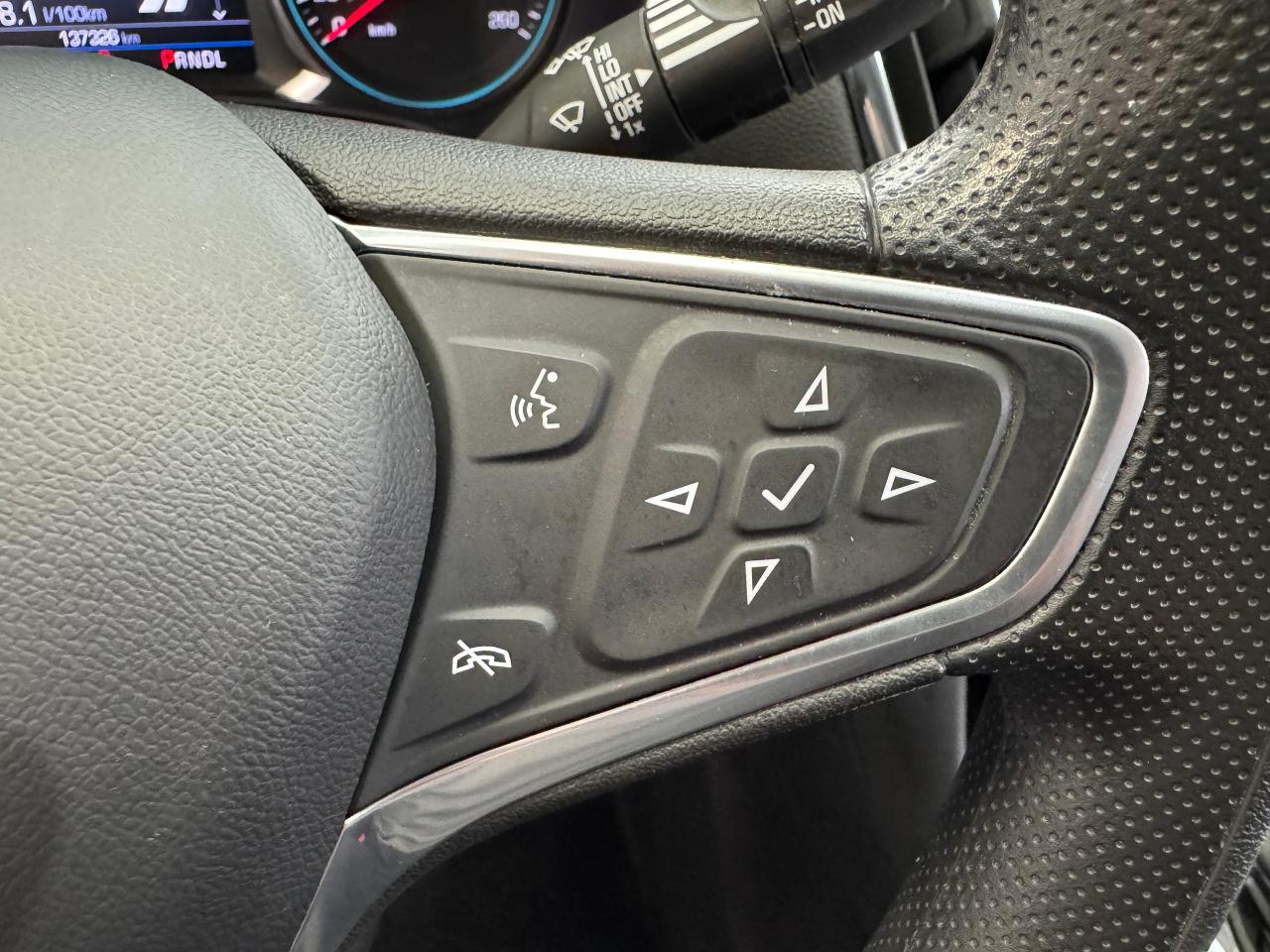 2022 Chevrolet Equinox AWD LT+New Tires+ApplePlay+CLEAN CARFAX - Photo #40