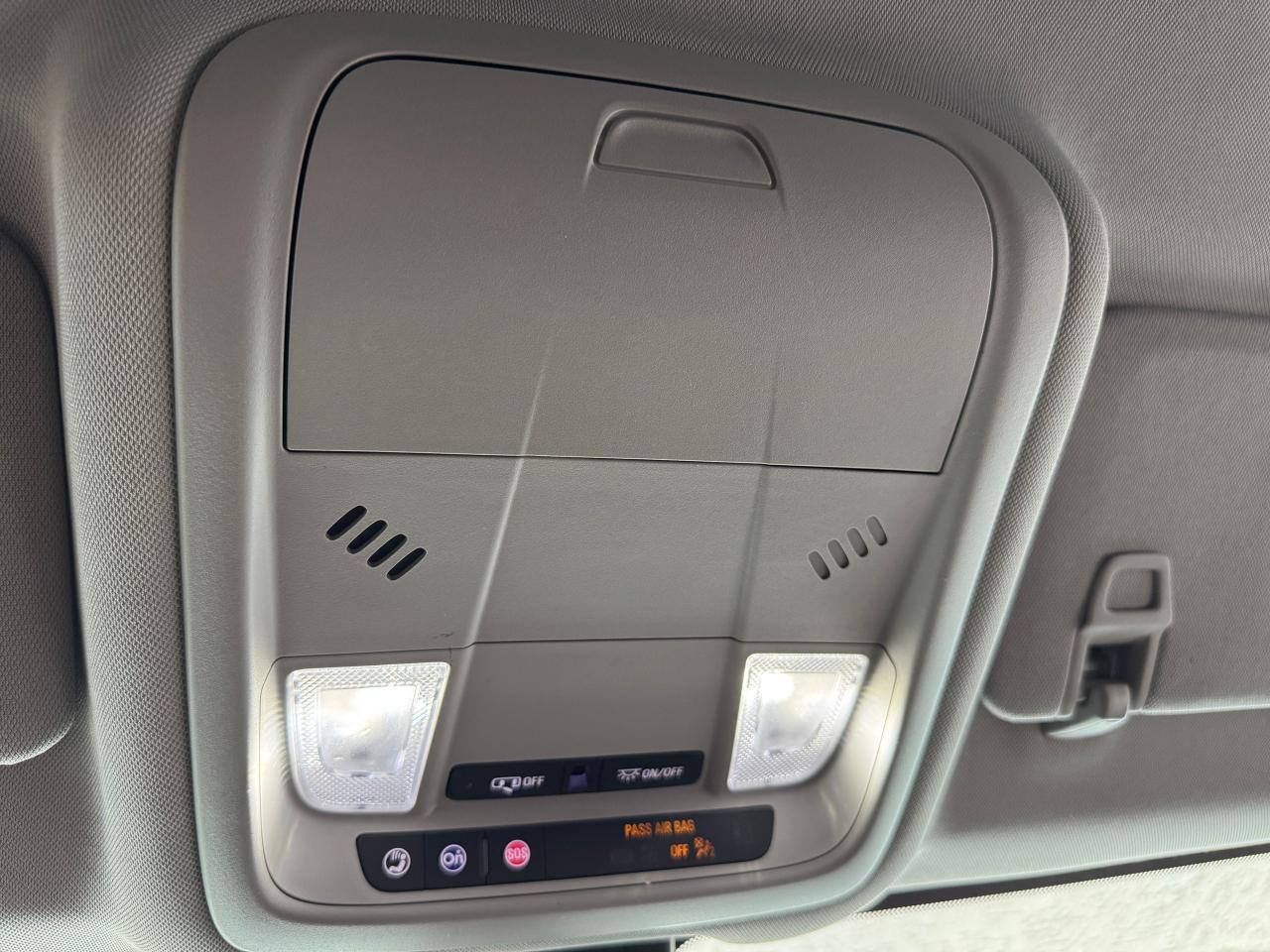 2022 Chevrolet Equinox AWD LT+New Tires+ApplePlay+CLEAN CARFAX - Photo #47