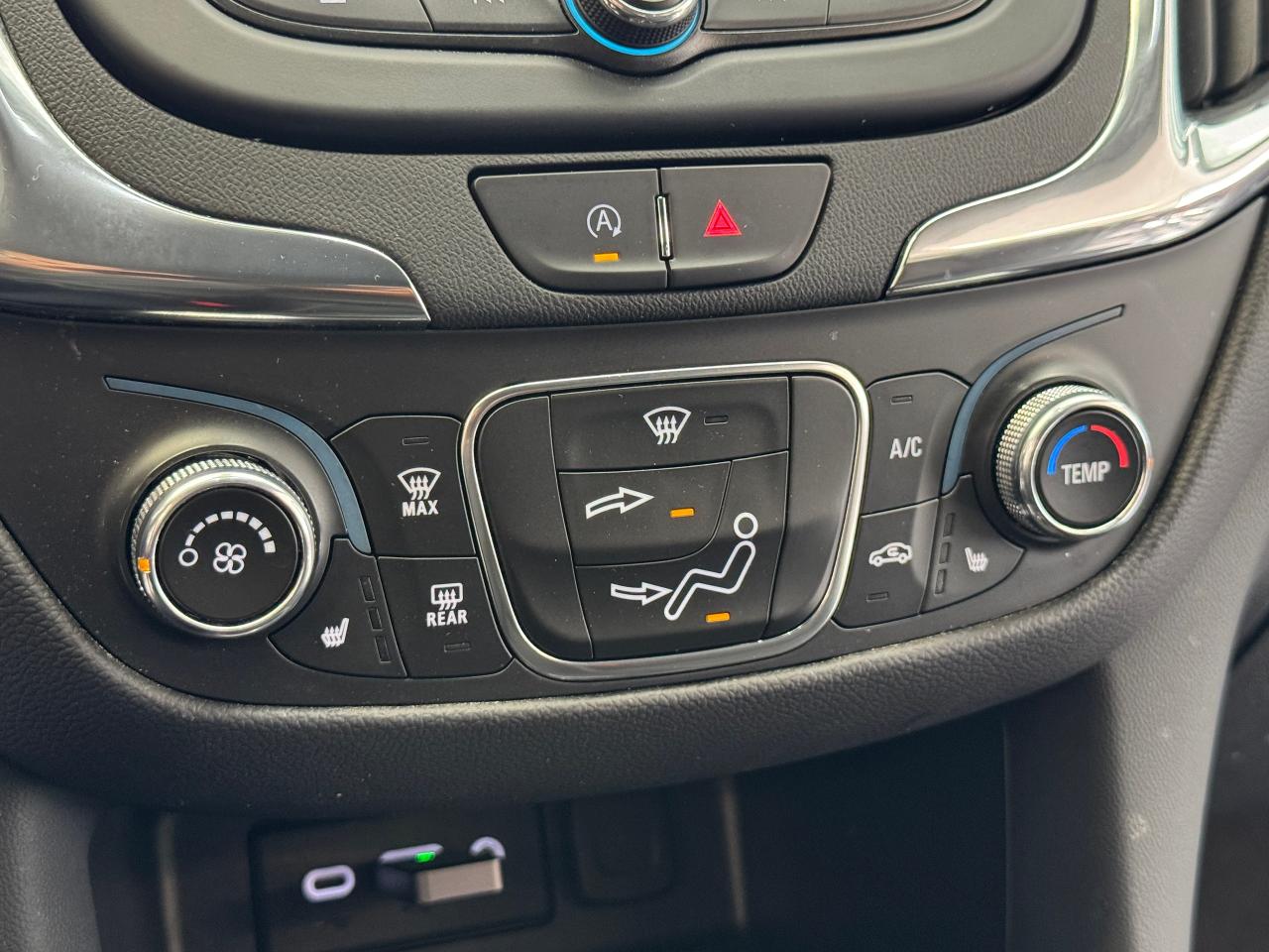 2022 Chevrolet Equinox AWD LT+New Tires+ApplePlay+CLEAN CARFAX - Photo #30
