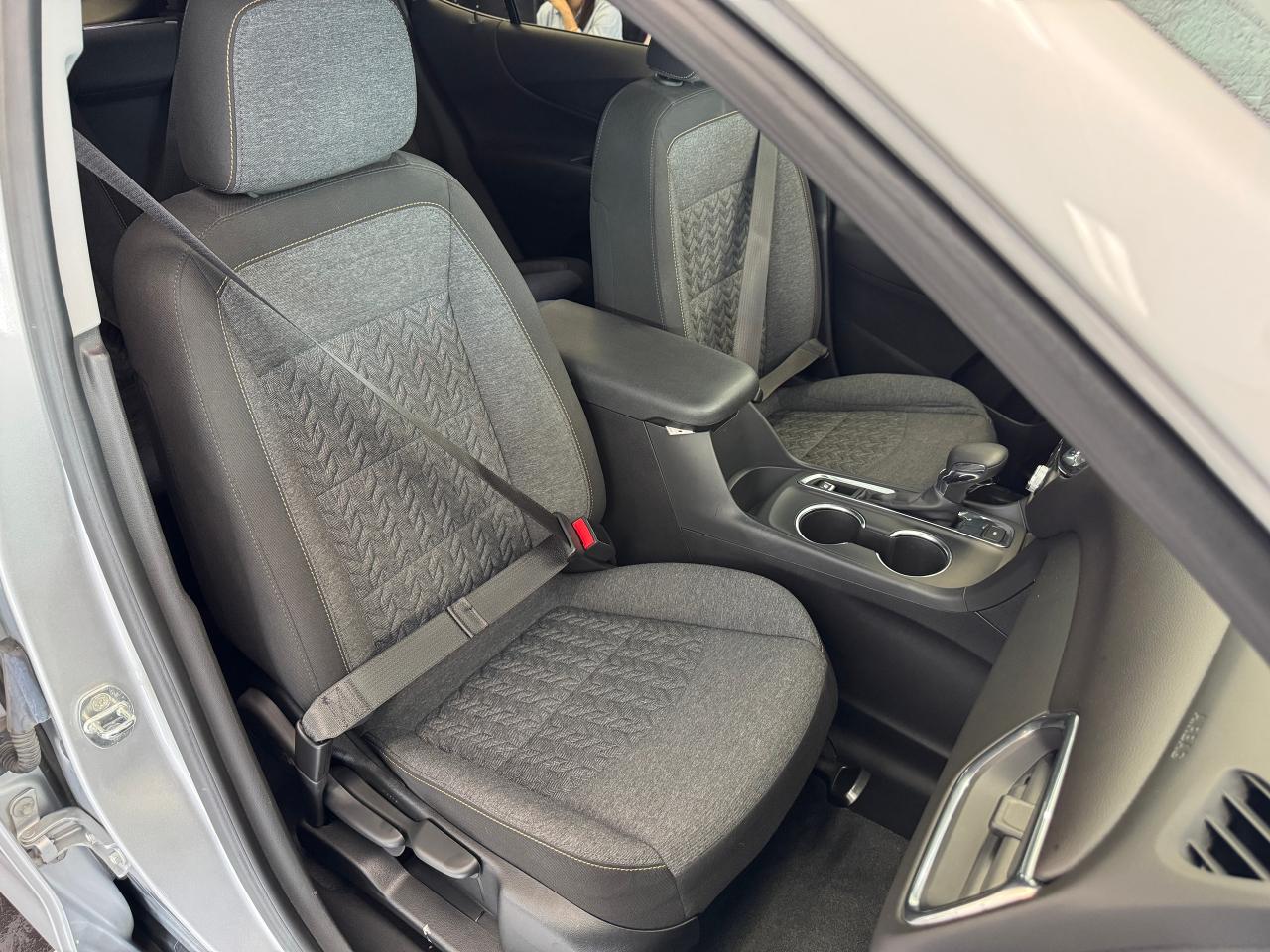 2022 Chevrolet Equinox AWD LT+New Tires+ApplePlay+CLEAN CARFAX - Photo #23