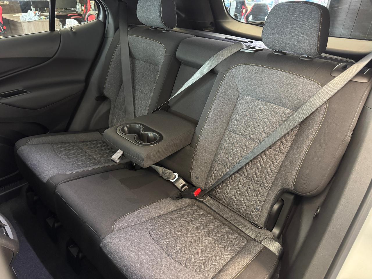 2022 Chevrolet Equinox AWD LT+New Tires+ApplePlay+CLEAN CARFAX - Photo #25
