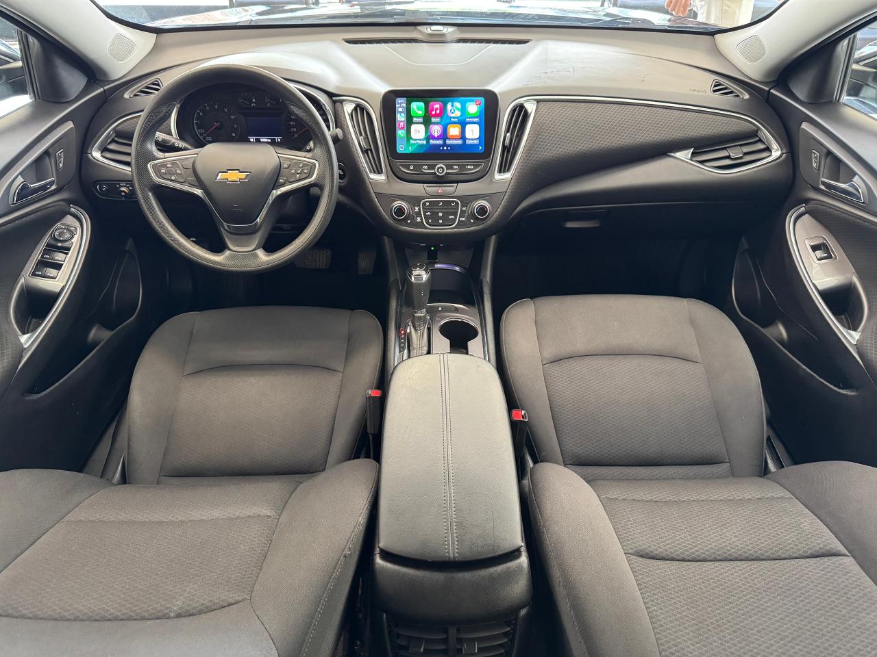 2019 Chevrolet Malibu LT+ApplePlay+Camera+New Tires+CLEAN CARFAX - Photo #2